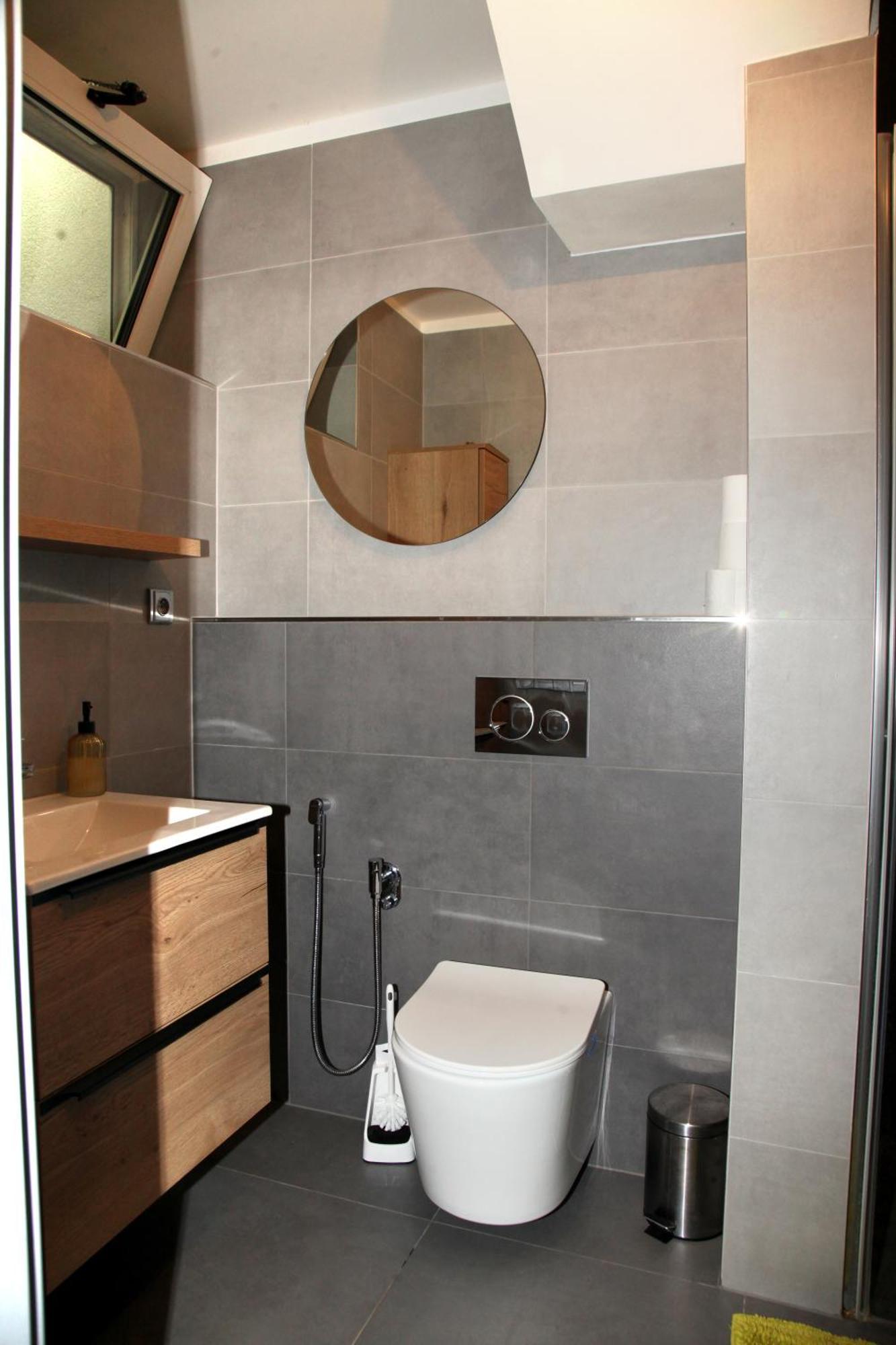 Apartman Ve Mlyne Trebotov Exterior photo